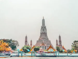 Speak Like a Local: 20 Must-Know Thai Phrases for Your Trip