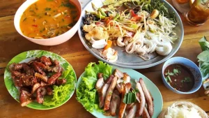 The Ultimate Pai Food Guide: Where to Eat &amp; What to Try