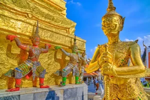 Beyond ‘Hello’: Essential Thai Phrases for Respectful Greetings