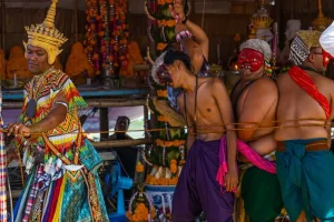 Experiencing Thai Hospitality: Tips for Connecting with Locals