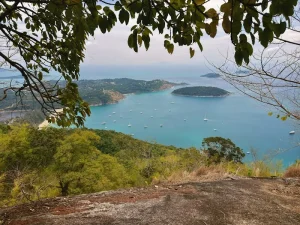 A Foodie’s Guide To Phuket: Must-Try Dishes &amp; Best Restaurants