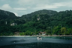 Railay Beach Krabi: The Ultimate Guide to Thailand’s Limestone Paradise