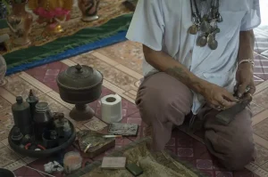 Receiving Thai Hospitality: How to Show Gratitude and Respect