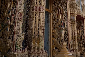 Visiting a Wat: Navigating Buddhist Practices in Thai Temples