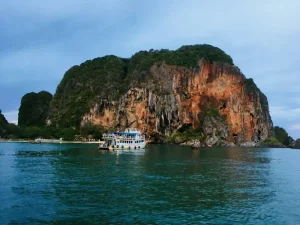 Krabi Street Food: Your Essential Guide to Local Flavors