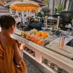 Cash vs. Card in Thailand: The Ultimate Payment Showdown