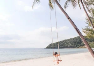Getting Around Koh Samui: Taxis, Scooters &amp; Local Transport Options