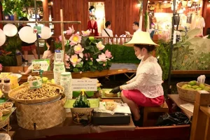 What is Authentic Thai Food? A Traveler’s Guide to Culinary Etiquette
