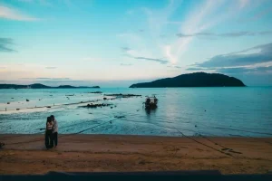 Where to Find the Best Live Music in Phuket: From Rock to Reggae